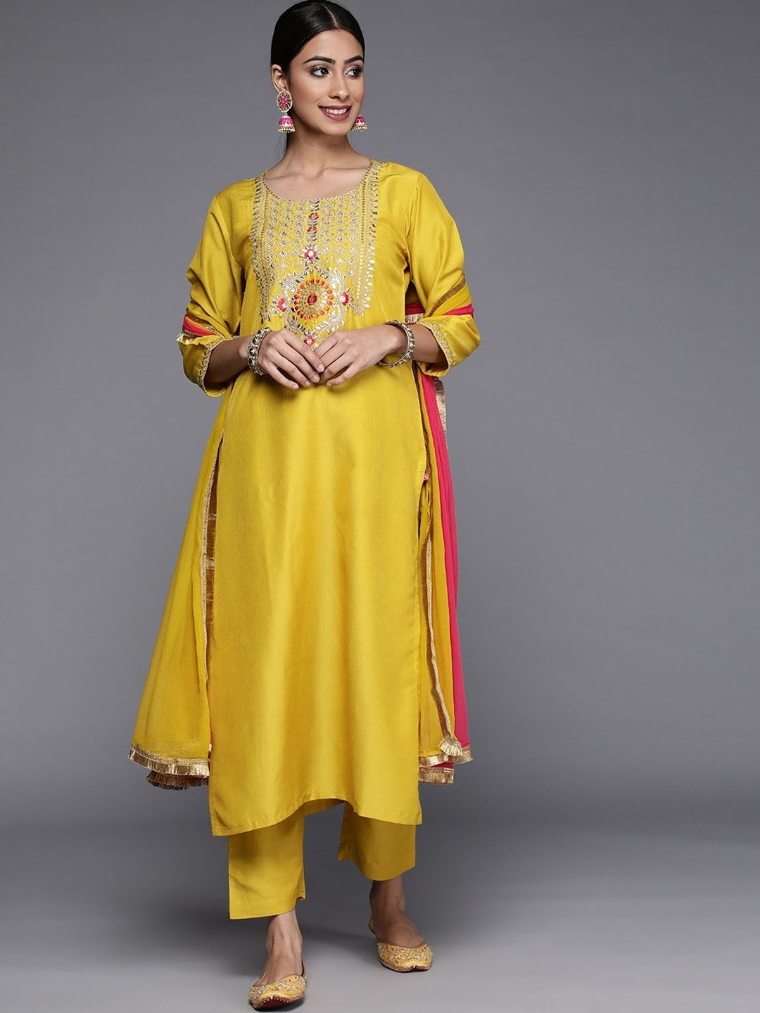 

Growdamy Floral Embroidered Pure Cotton Kurta with Trousers & Dupatta, Yellow