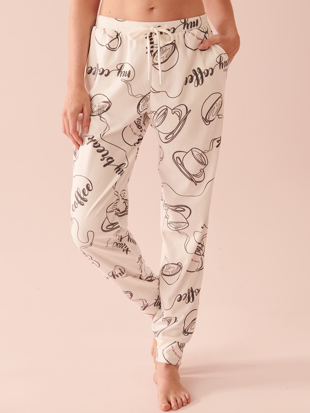 

La Vie en Rose Women Printed Lounge Joggers, White