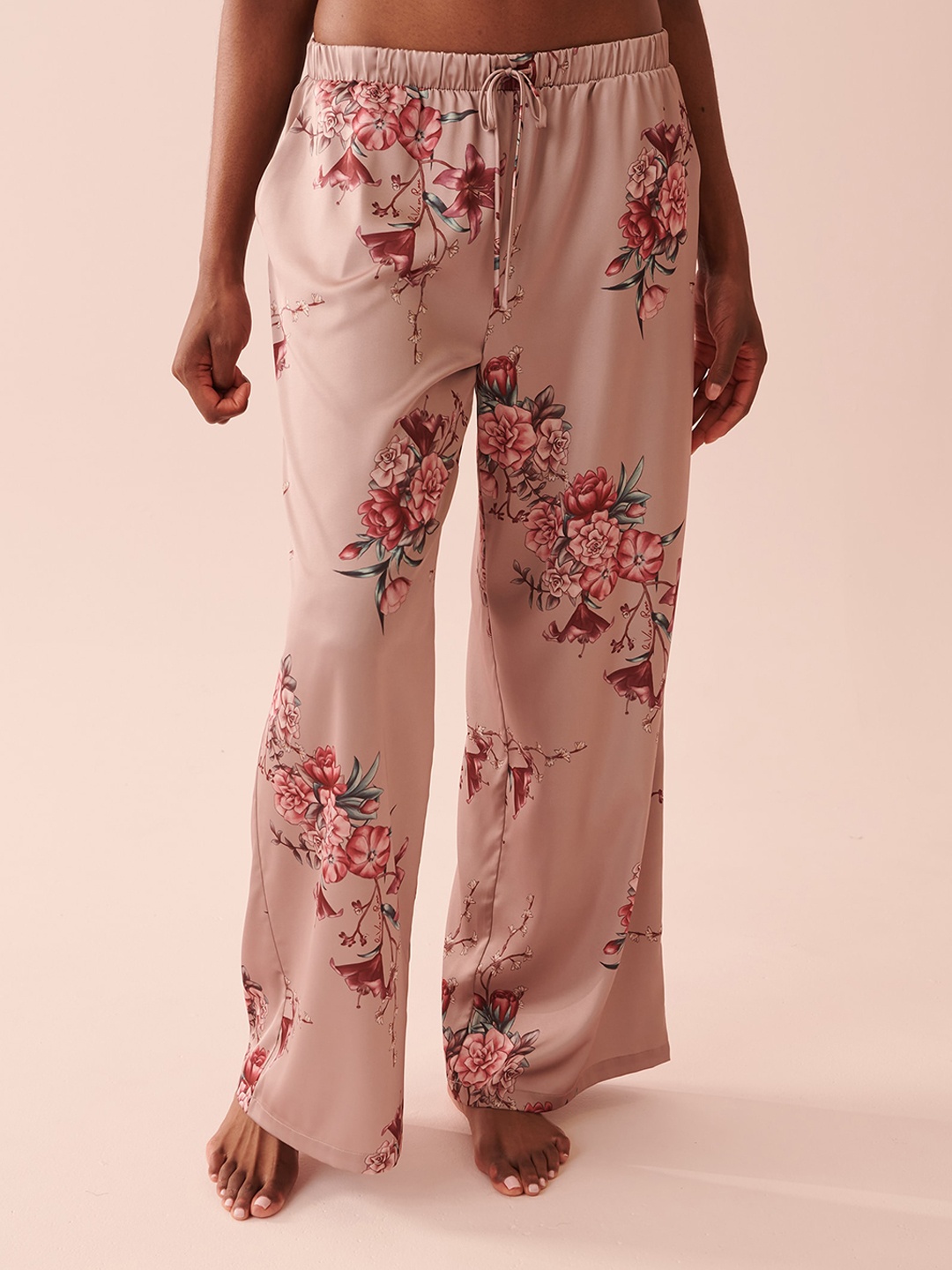 

La Vie en Rose Women Printed Mid-Rise Lounge Pants, Brown
