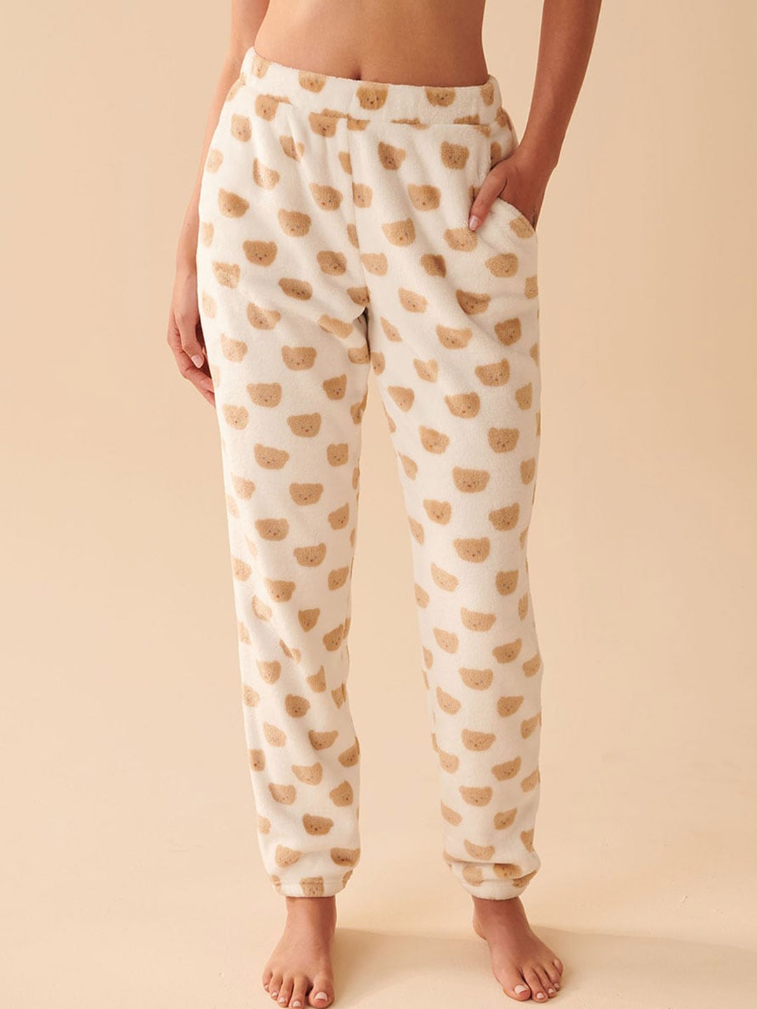 

La Vie en Rose Women Mid-Rise Printed Lounge Pant, Off white