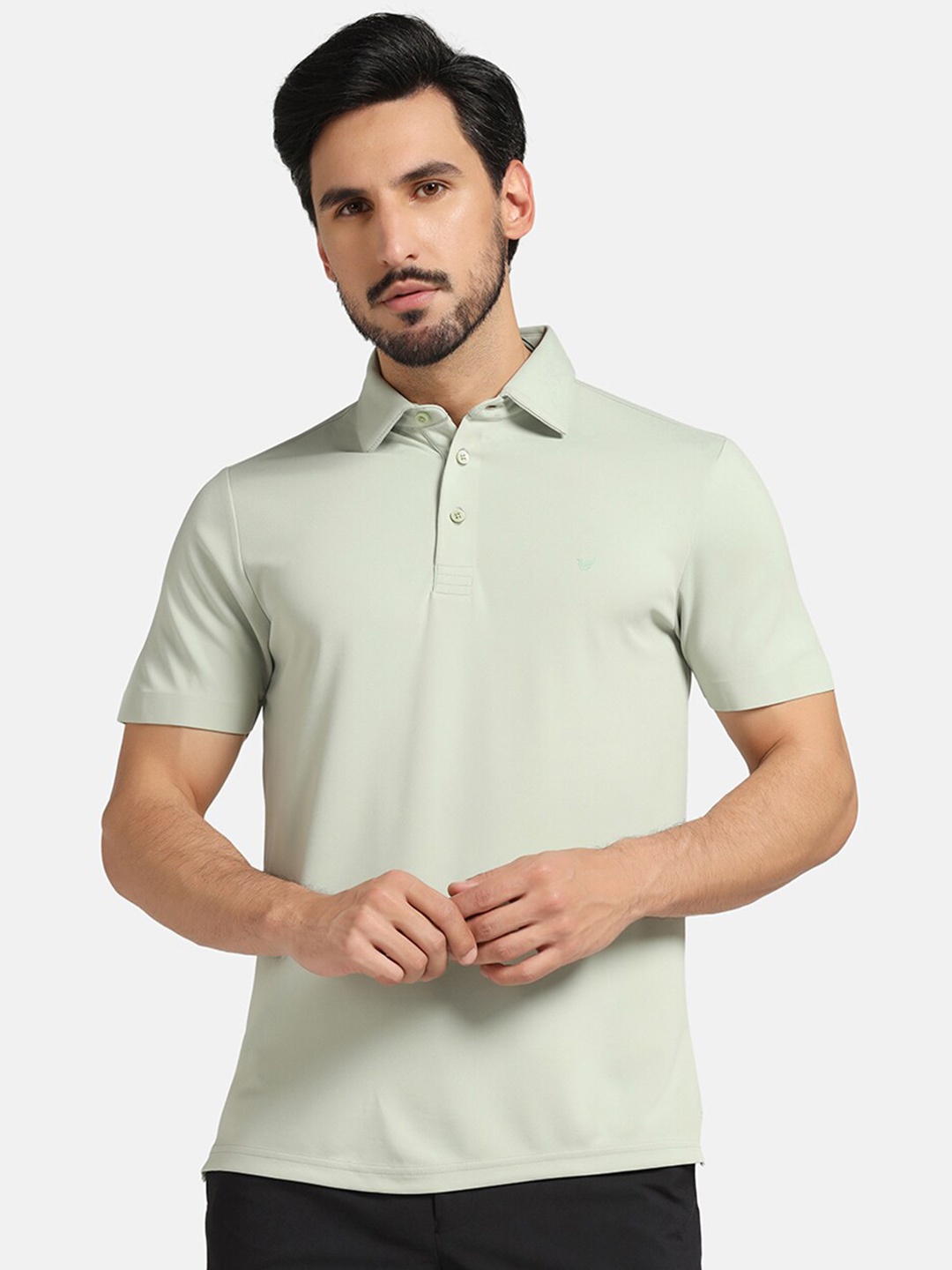 

Blackberrys Men Green Solid TechPro Polo Tshirts