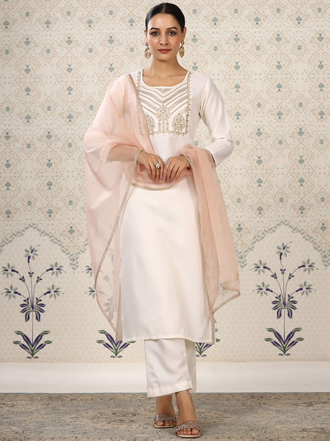 

Ode by House of Pataudi Floral Yoke Design Thread Work Kurta With Trousers & Dupatta, White