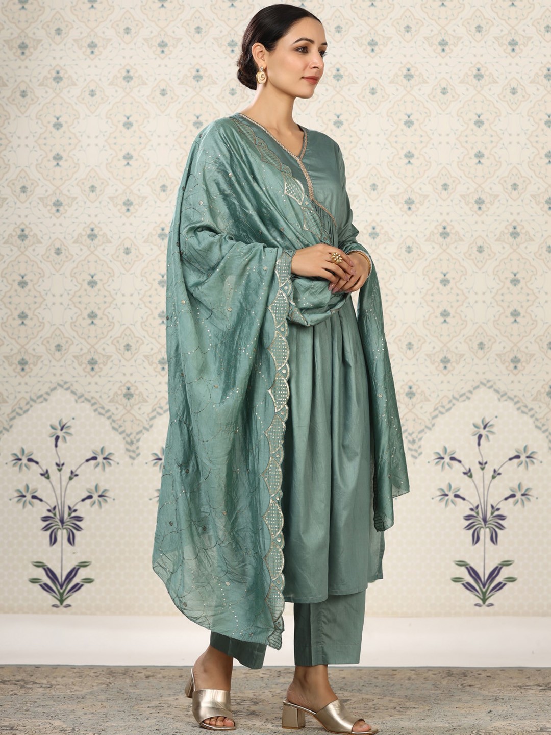 

Ode by House of Pataudi Empire Pure Cotton Kurta With Trousers & Dupatta, Teal