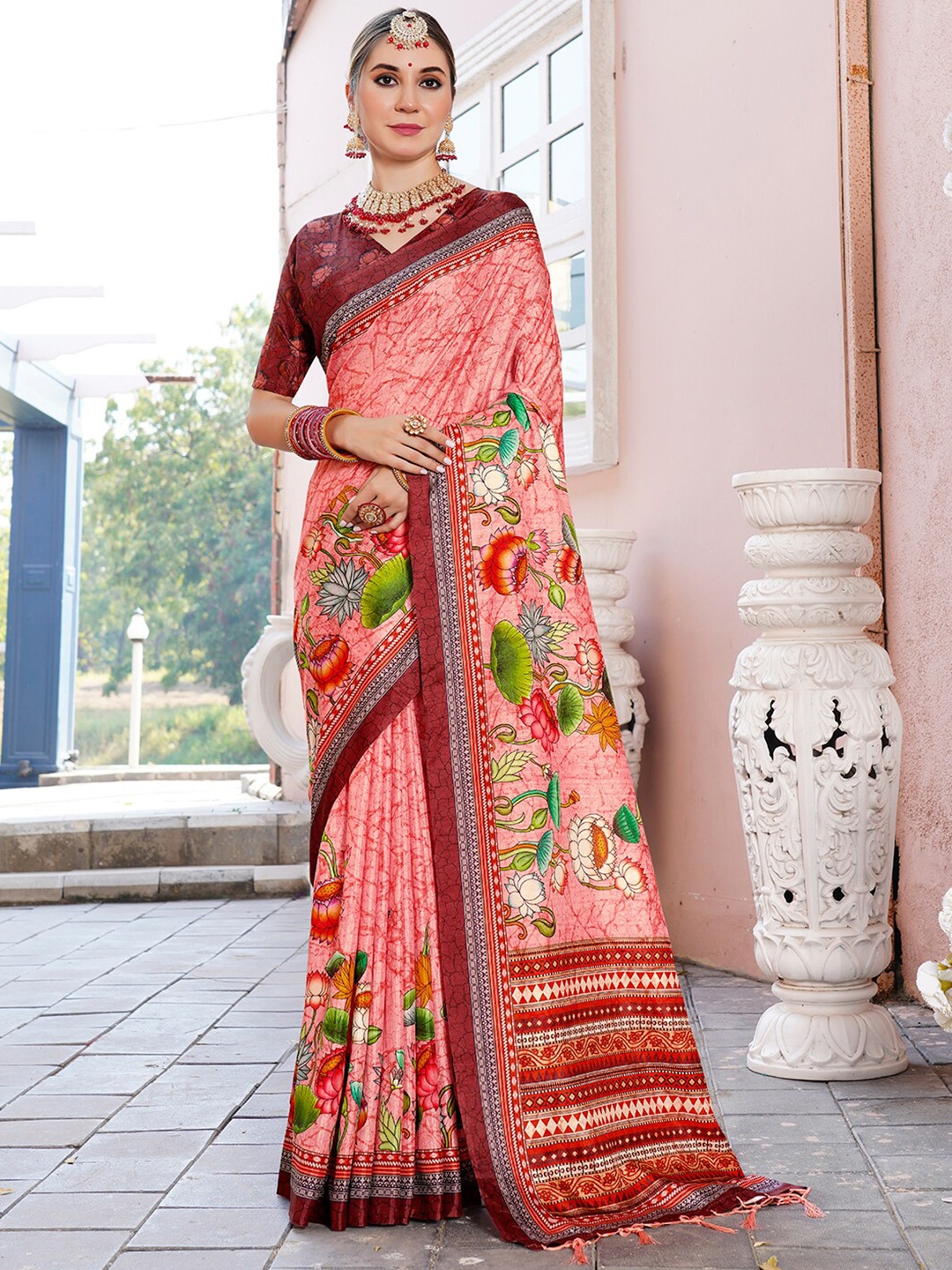

Anouk Rustic Coral Pink Floral Printed Saree