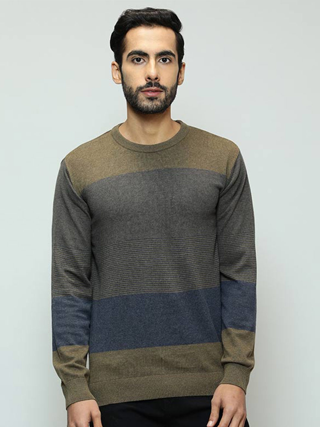 

Indian Terrain Colourblocked Round Neck Pullover Sweater, Blue
