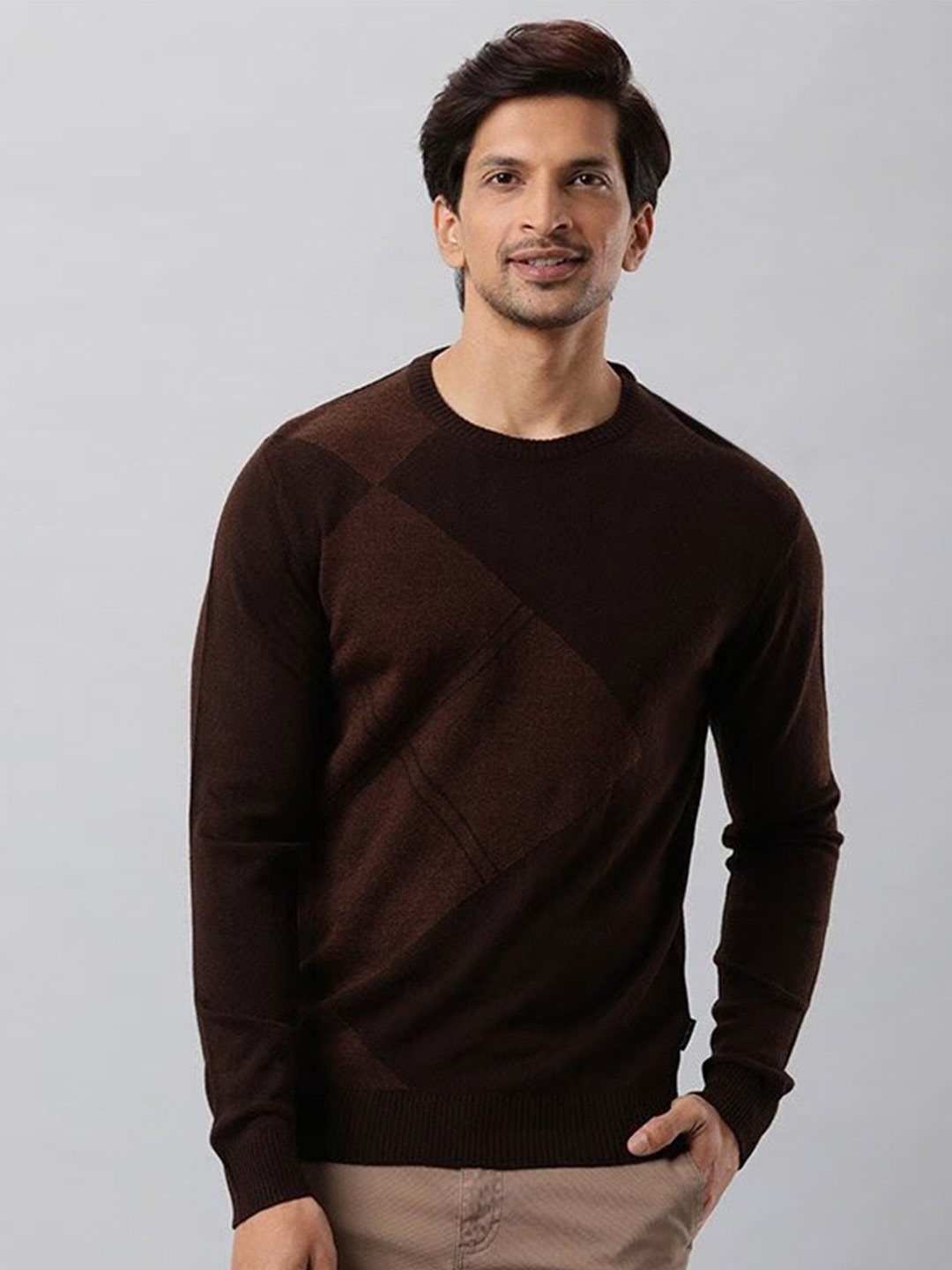 

Indian Terrain Colourblocked Round Neck Pullover Sweater, Brown