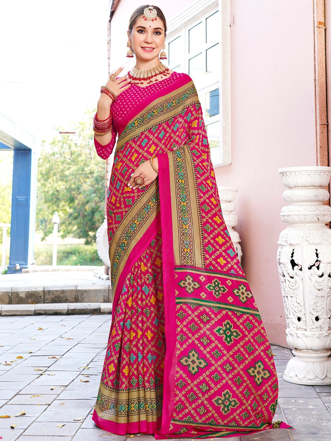 

Anouk Pink Ethnic Motifs Printed Saree