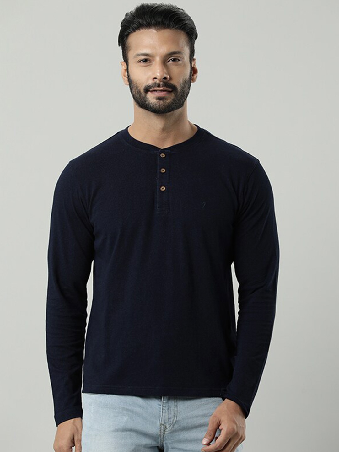 

Indian Terrain Men Henley Neck Pure Cotton T-shirt, Navy blue