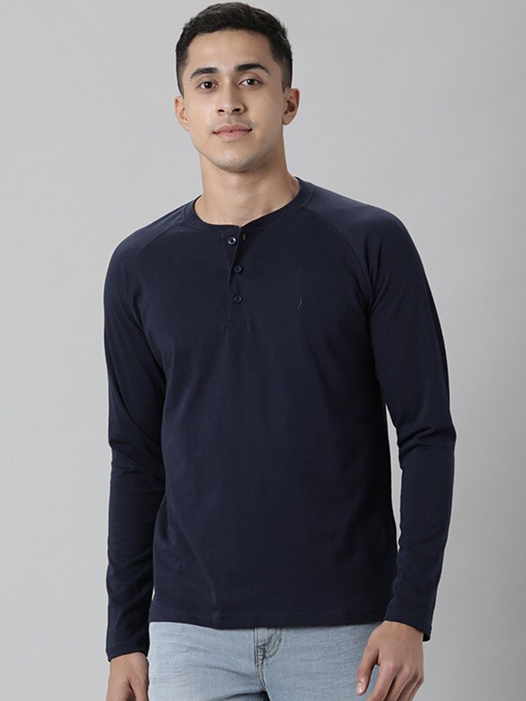 

Indian Terrain Henley Neck Raglan Sleeves Pure Cotton T-shirt, Navy blue