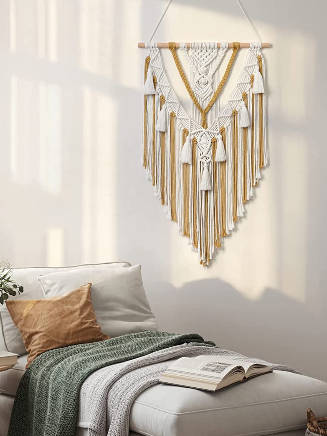 

Kaahira Beige & White Boho Macrame Cotton Wall Hanging