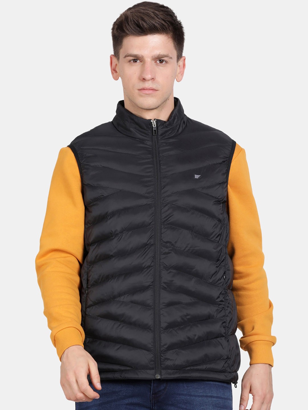 

t-base Sleeveless Insulator Puffer Gilet Jacket, Black