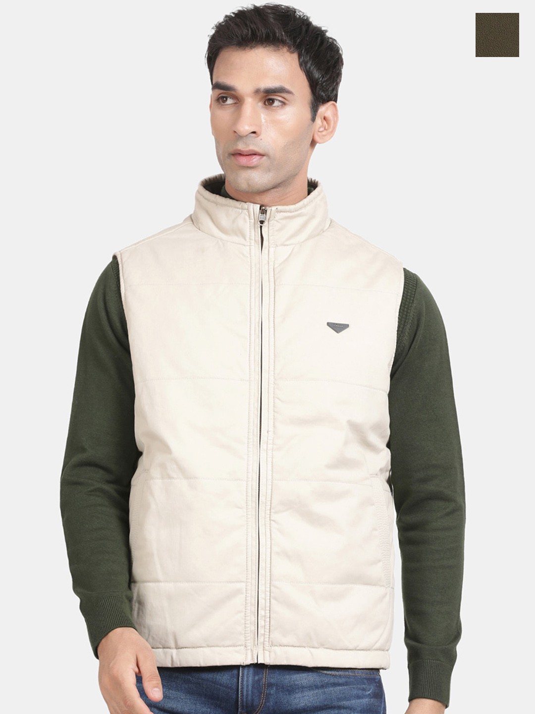 

t-base Sleeveless Reversible Padded Gilet Jackets, White