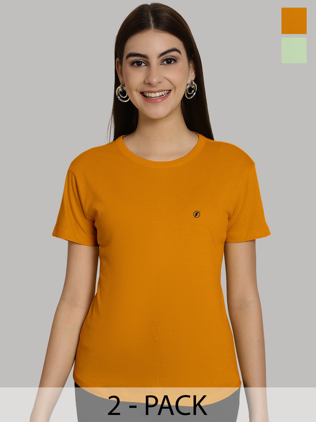 

Friskers Women Gold-Toned & Sea Green 2 Slim Fit T-shirt