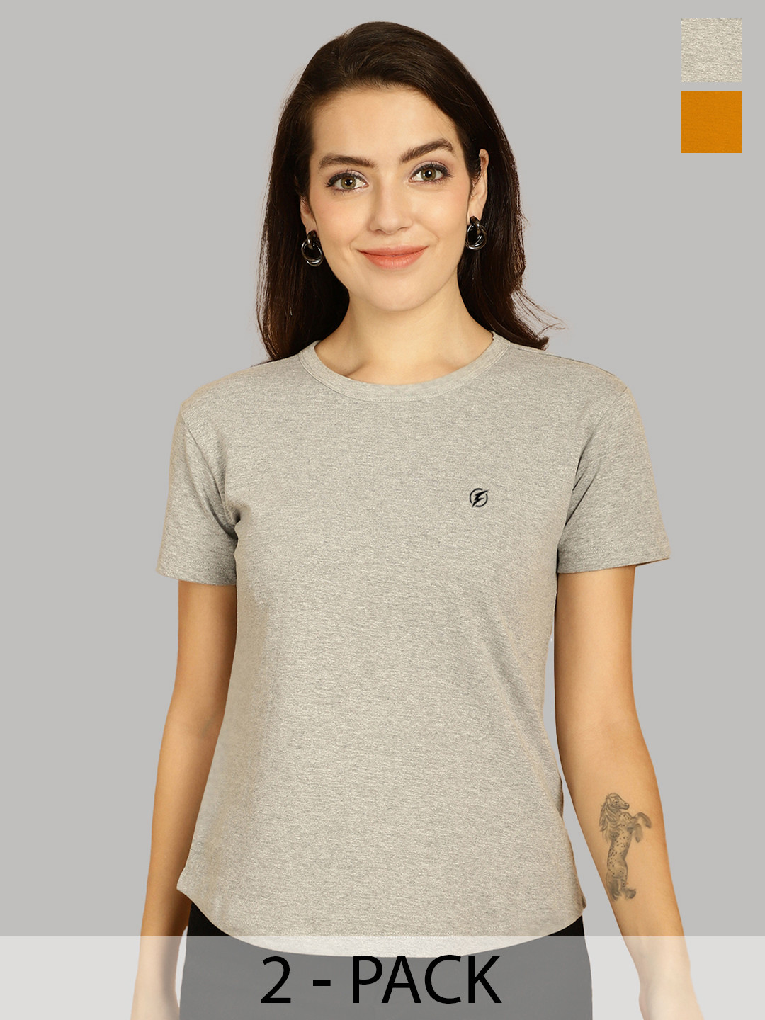 

Friskers Women Grey & Gold-Toned 2 Slim Fit T-shirt