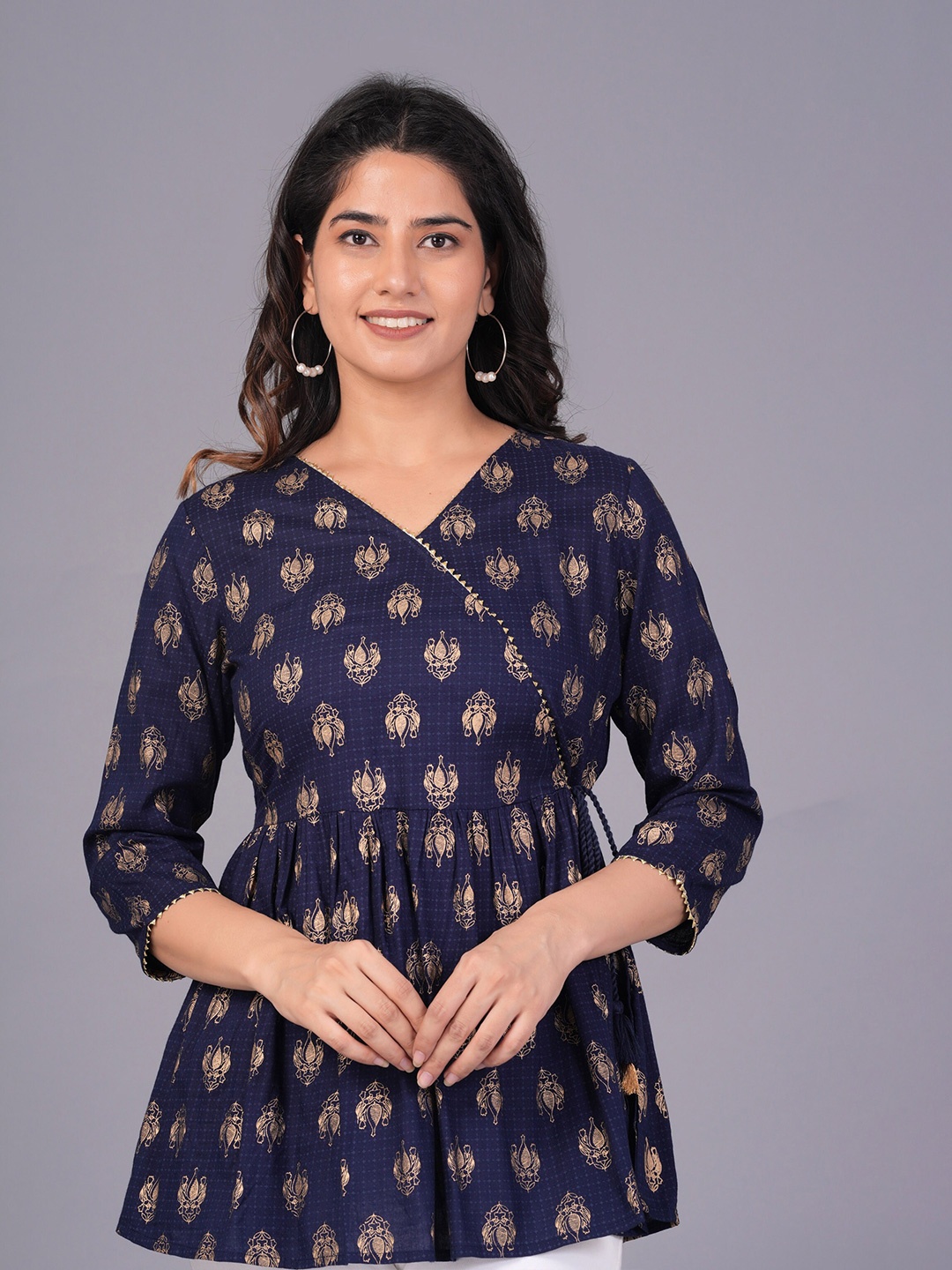 

The Kurta Express Ethnic Motifs Printed V-Neck Gathers Detail Tunic, Navy blue