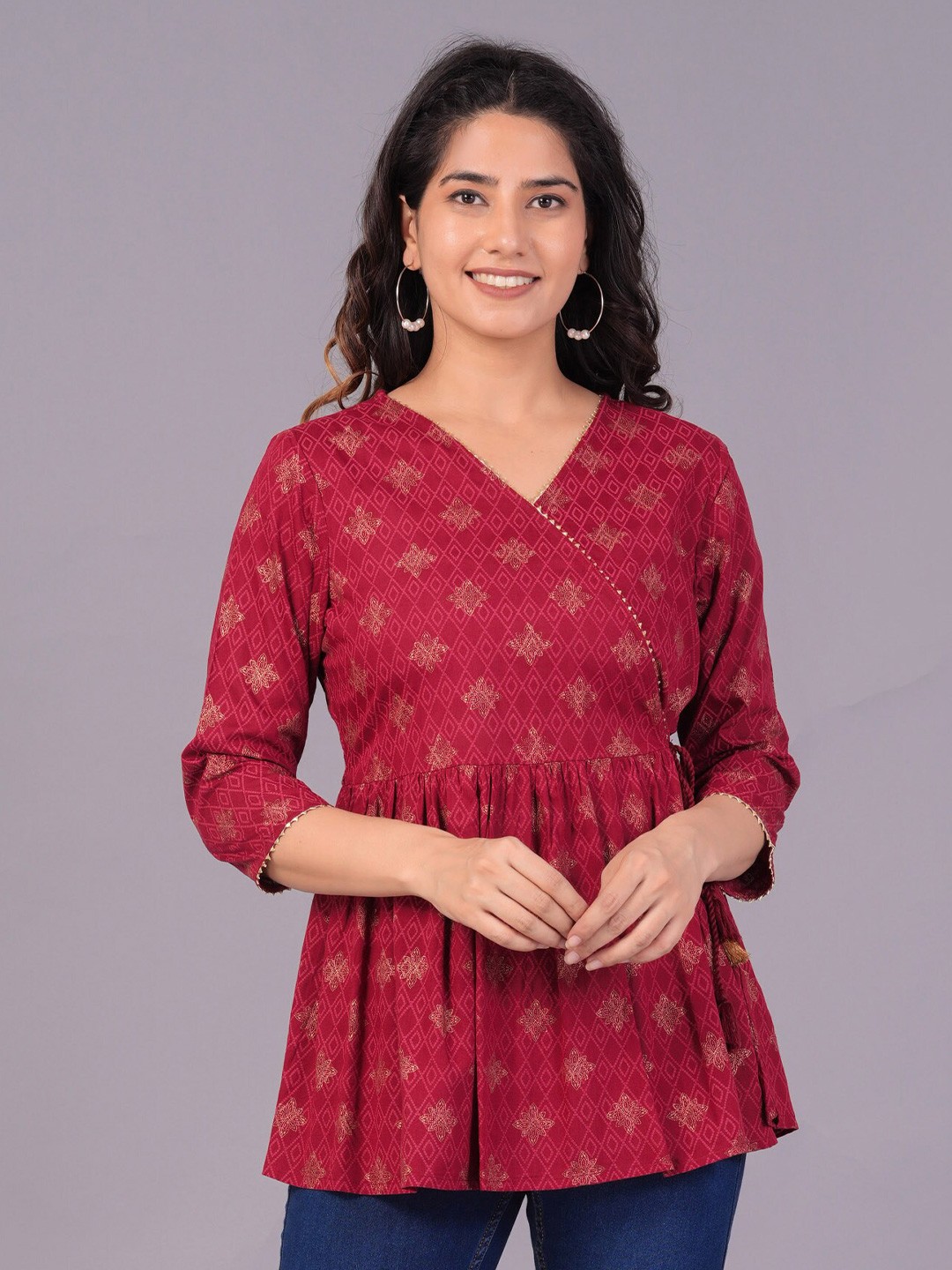 

The Kurta Express Ethnic Motifs Printed Gotta Patti Tunic, Maroon