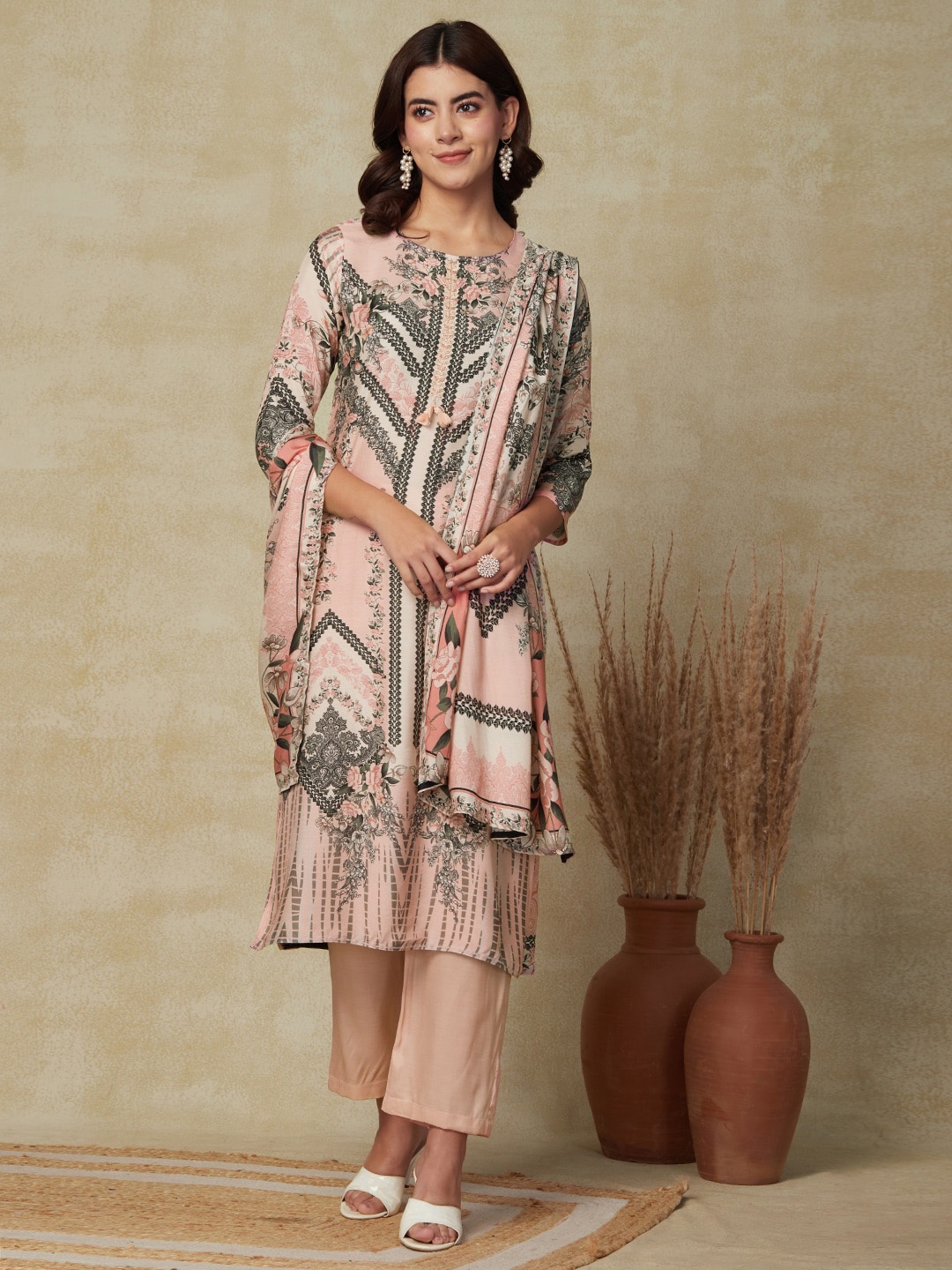 

FASHOR Floral Printed Regular Kurta With Trousers & Dupatta, Peach
