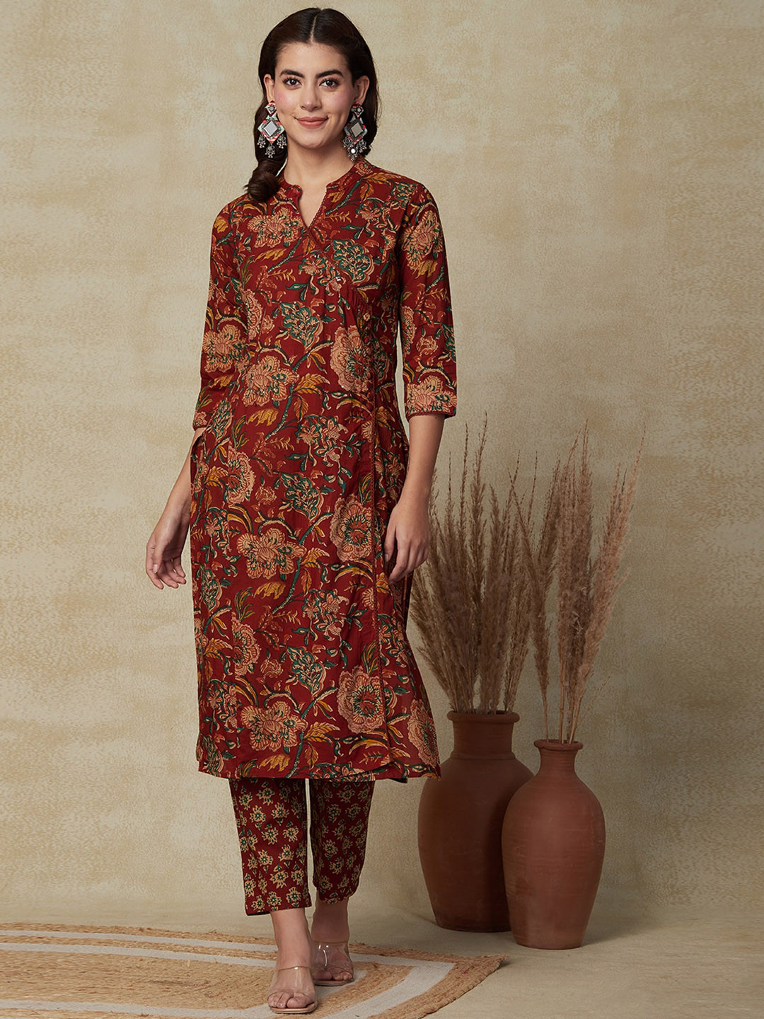 

FASHOR Maroon Floral Printed Sequinned Pure Cotton Straight Kurta with Trousers