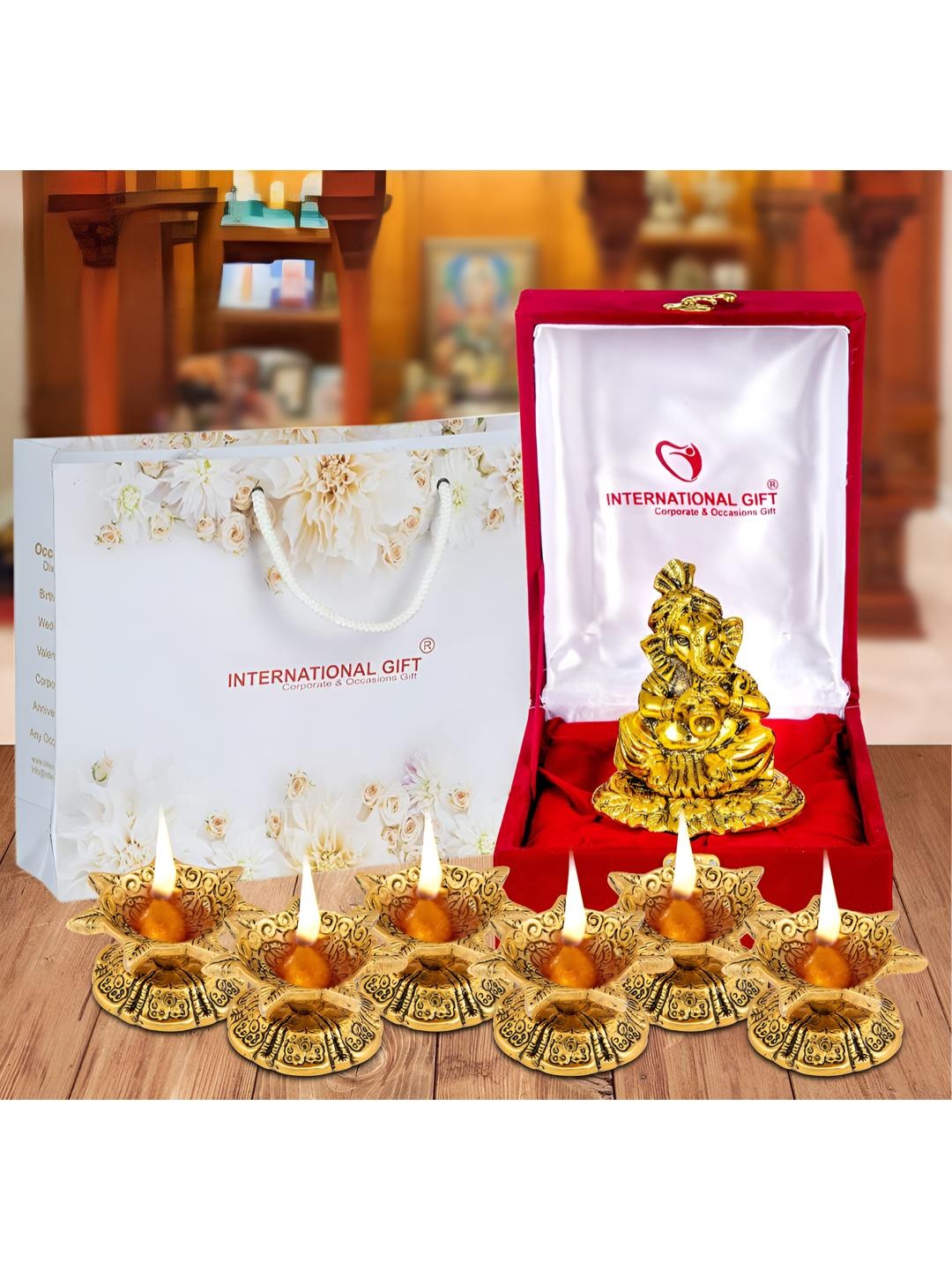 

INTERNATIONAL GIFT Golden Ganesha With Shehanais Idol With Diya Gift Set, Gold