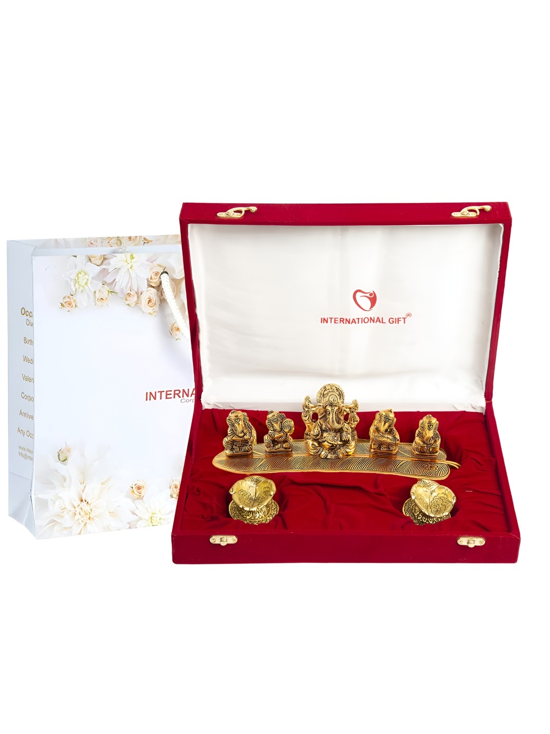 

INTERNATIONAL GIFT Golden Metal Ganesh Idol with 2 Diyas Home Gift Set, Gold