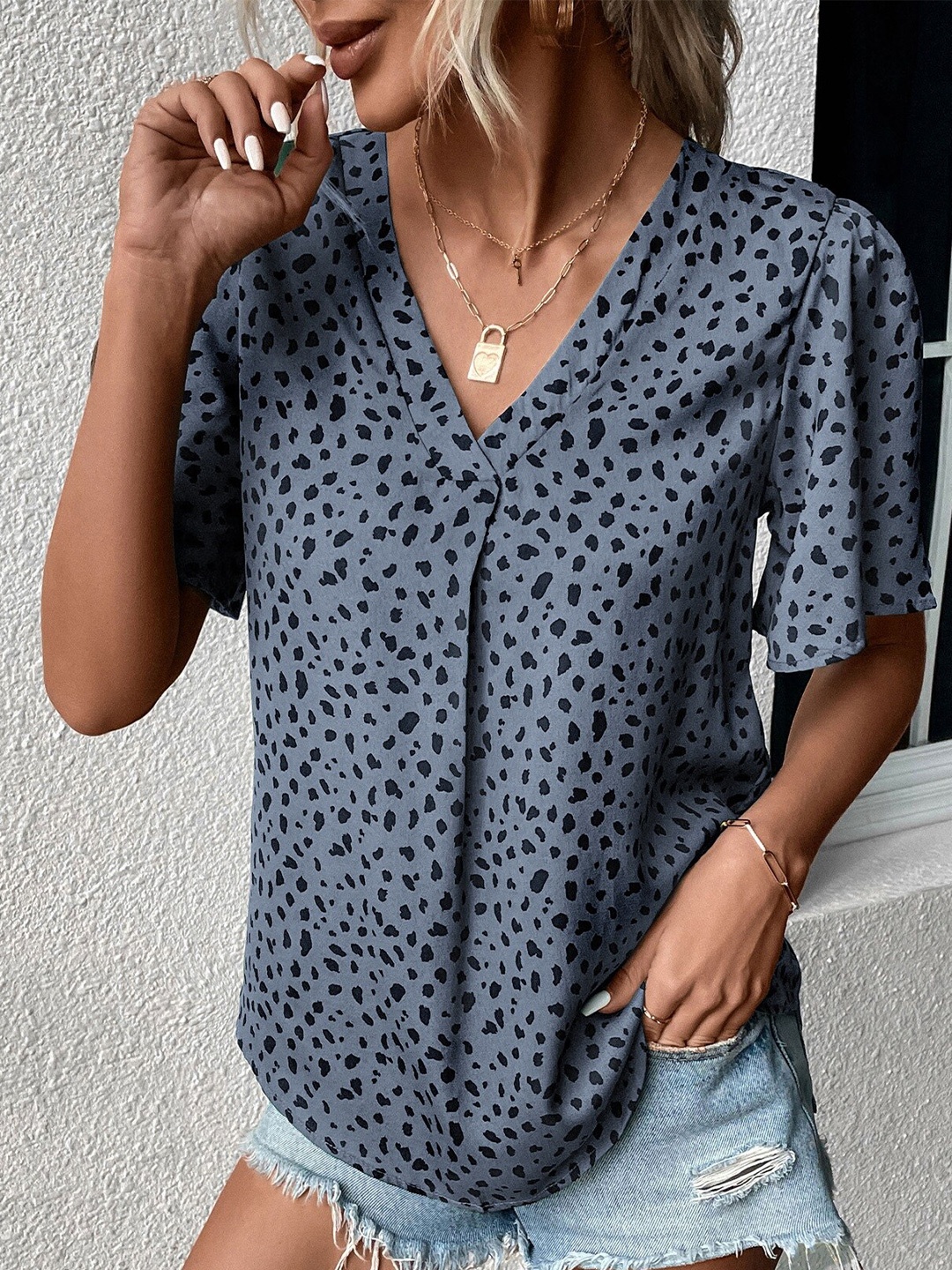 

StyleCast Blue Abstract Print Flared Sleeves Top