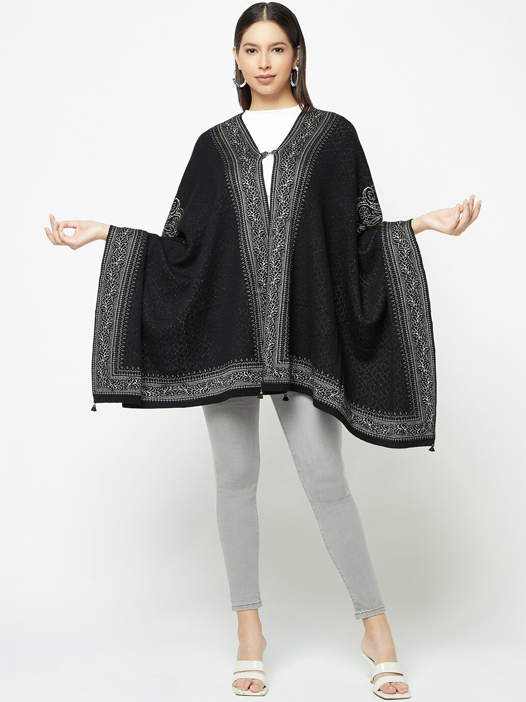 

Knitstudio Ethnic Motif Knitted Front Closure Stole, Black