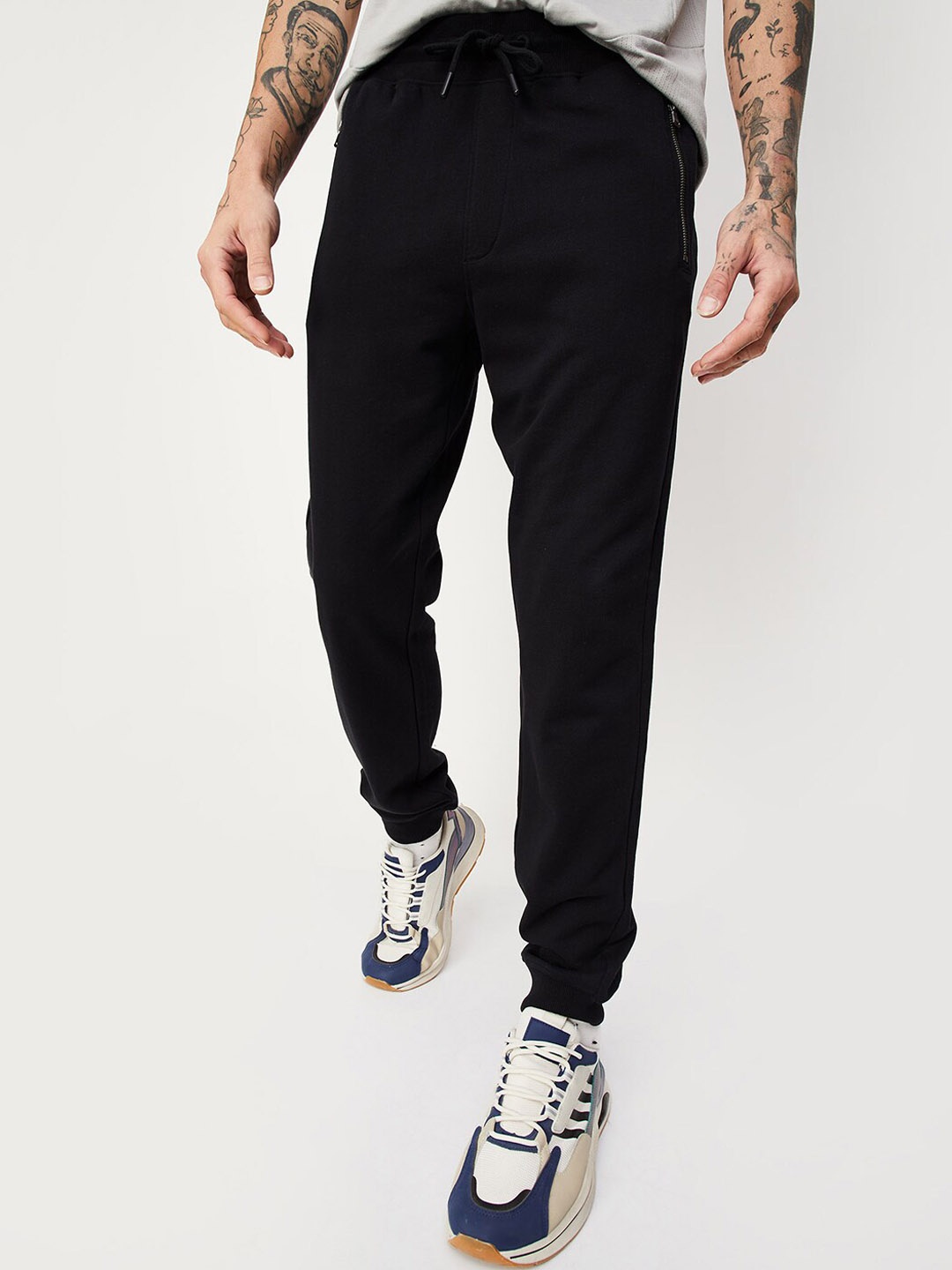 

max Men Mid-Rise Pure Cotton Joggers, Black