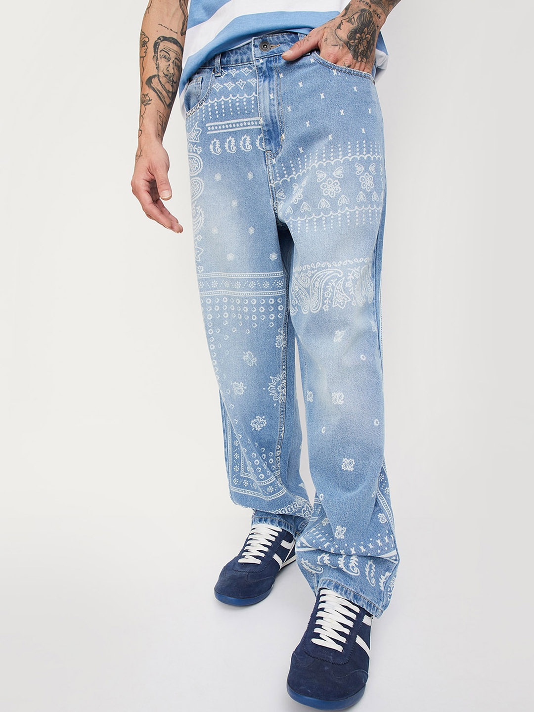 

max Men Printed Regular Fit Mid-Rise Cotton Jeans, Blue