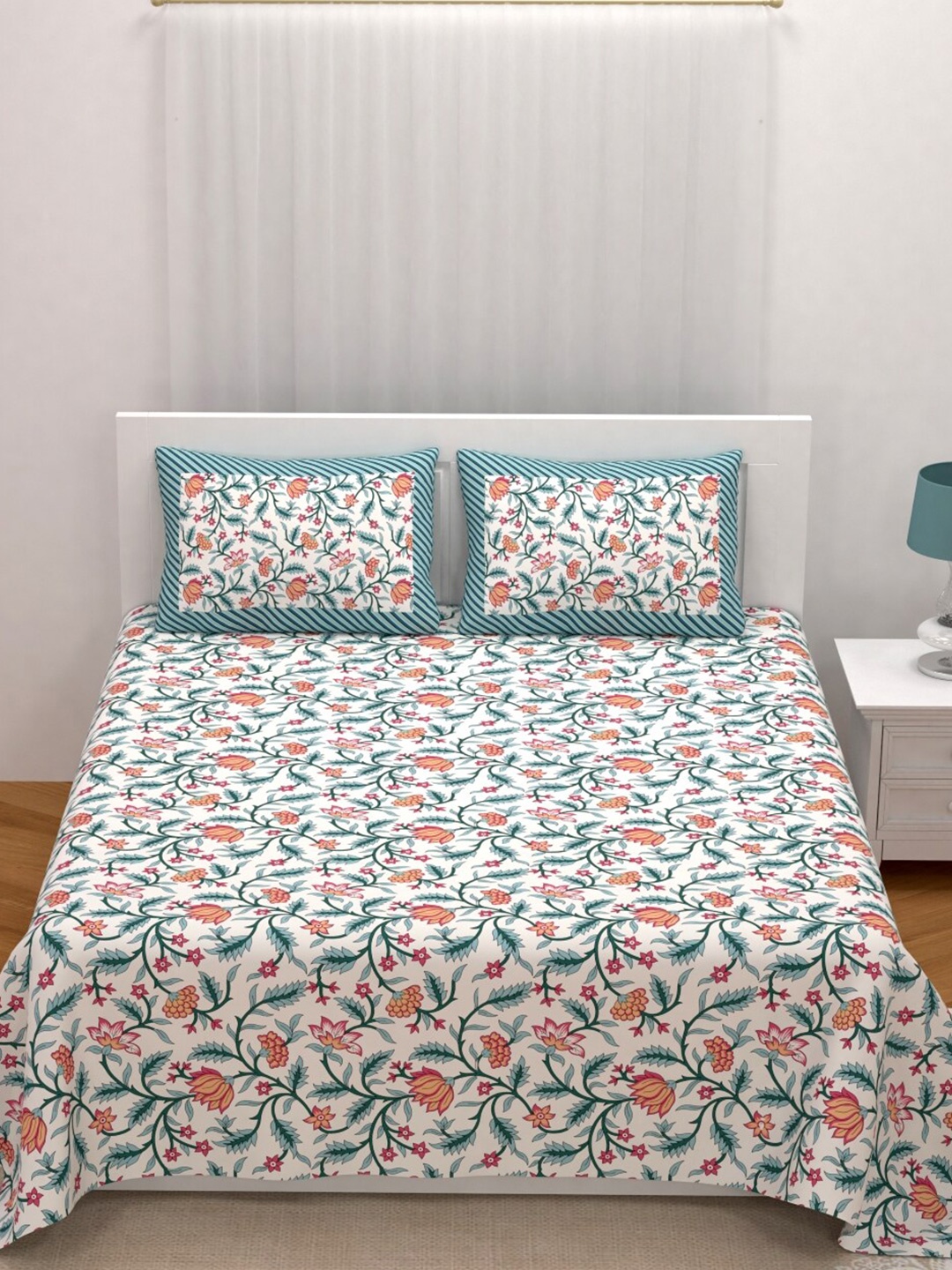 

Qfab Green Floral 144 TC King Bedsheet with 2 Pillow Covers