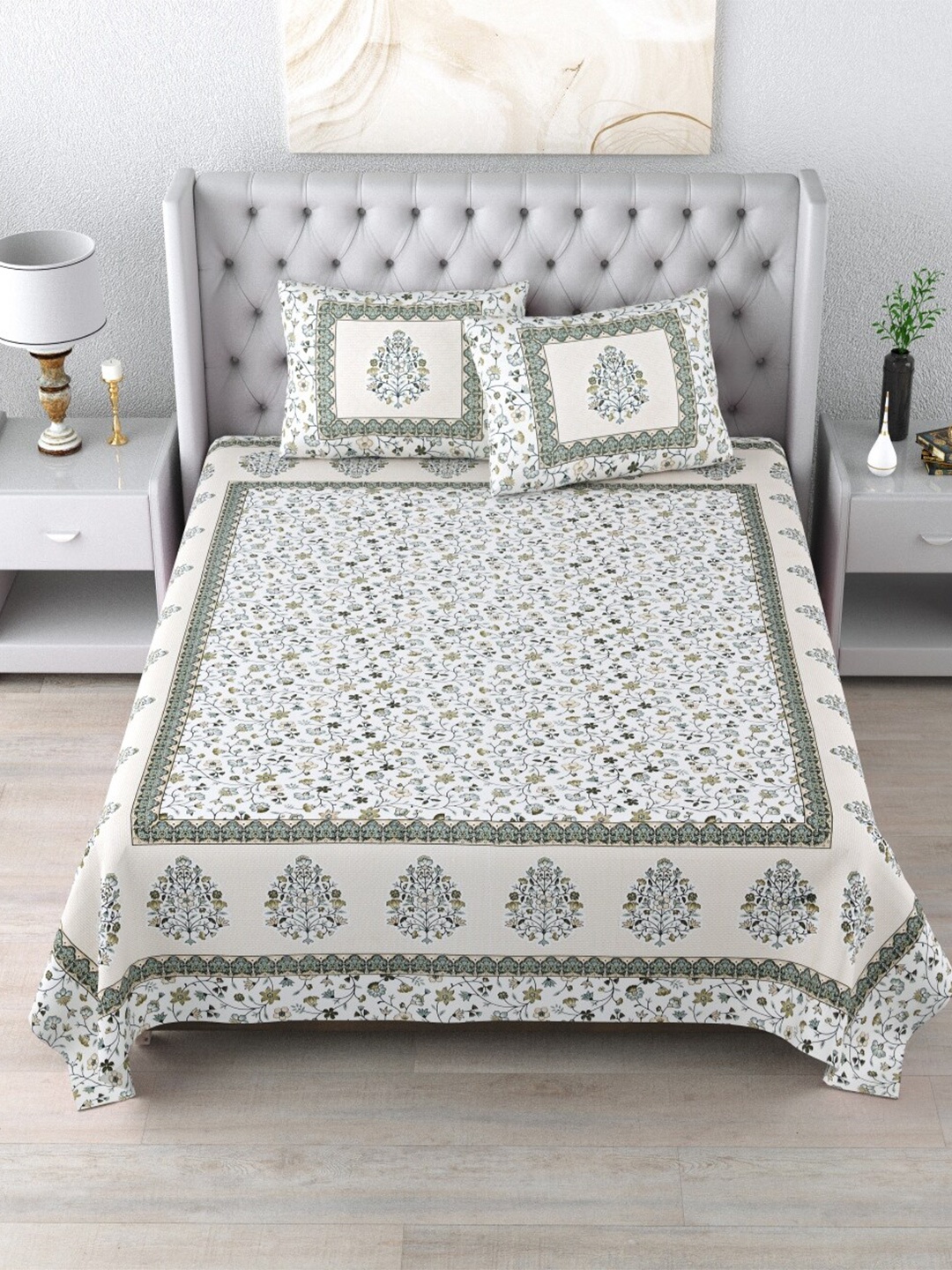 

Qfab Green& White Floral Cotton 144 TC King Bedsheet with 2 Pillow Covers