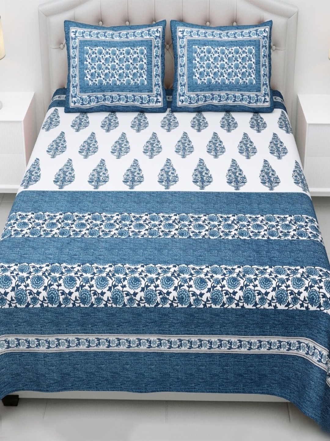 

Qfab Blue & White Floral Cotton 144 TC King Bedsheet with 2 Pillow Covers