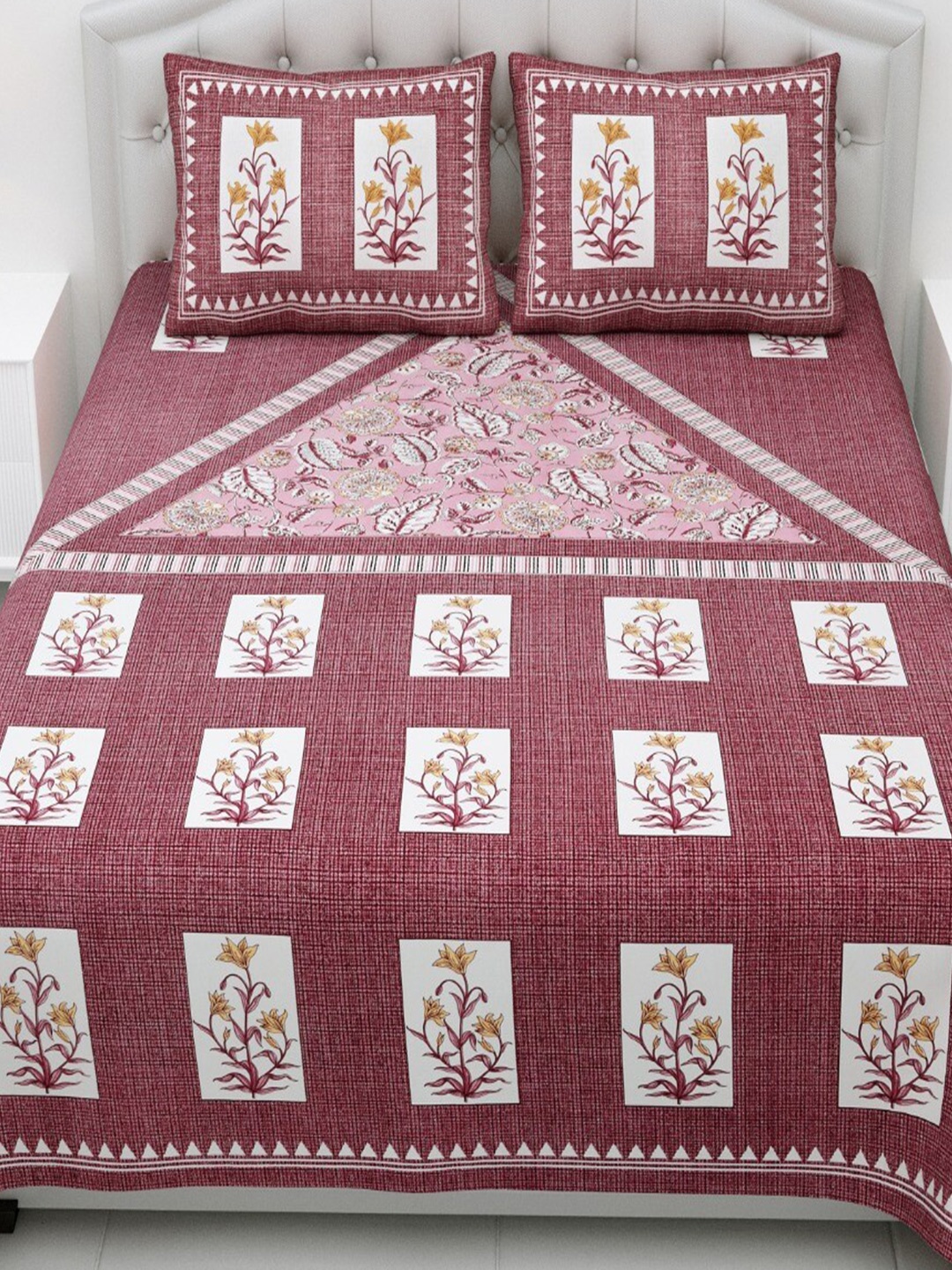 

Qfab Maroon Floral Cotton 144 TC King Bedsheet with 2 Pillow Covers