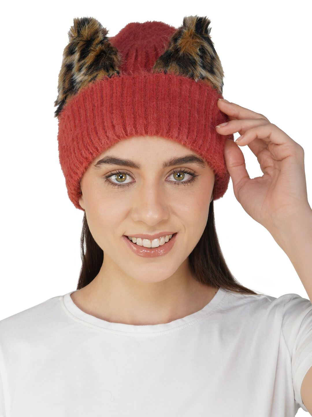 

iSWEVEN Unisex Ribbed Woollen Beanie, Red