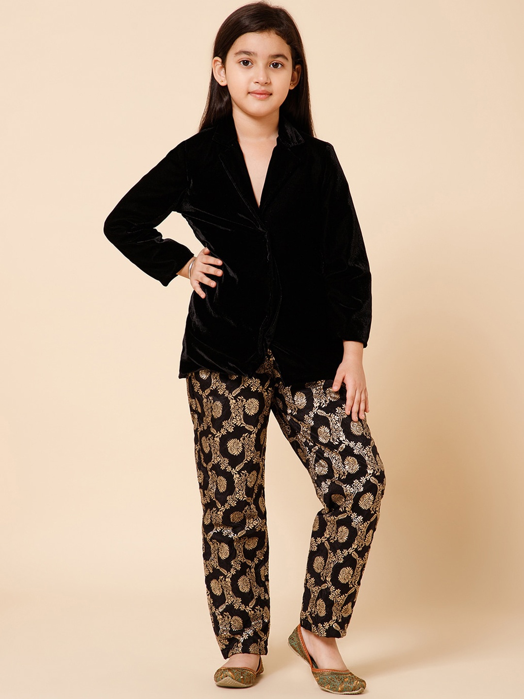 

PICCOLO Girls Velvet Blazer With Printed Silk Trousers & Belt, Black