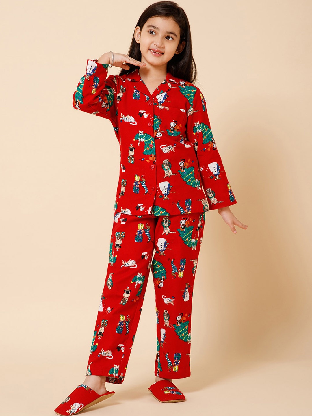 

PICCOLO Girls Graphic Printed Shirt With Lounge Pant, Red