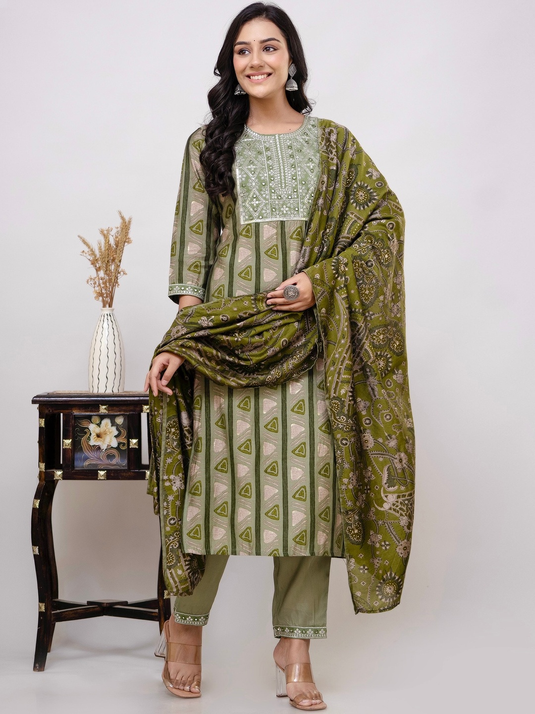 Kohsh Geometric Printed Mirror Work Kurta With Trousers & Dupatta, Green