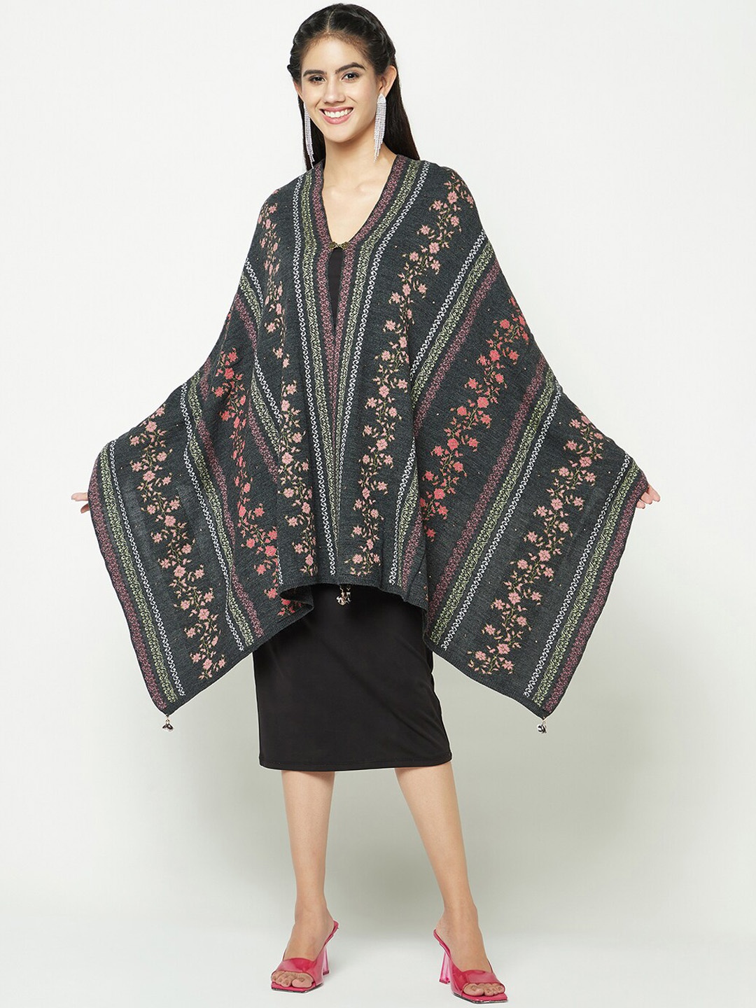

Knitstudio Self-Design Knitted Shawl, Grey