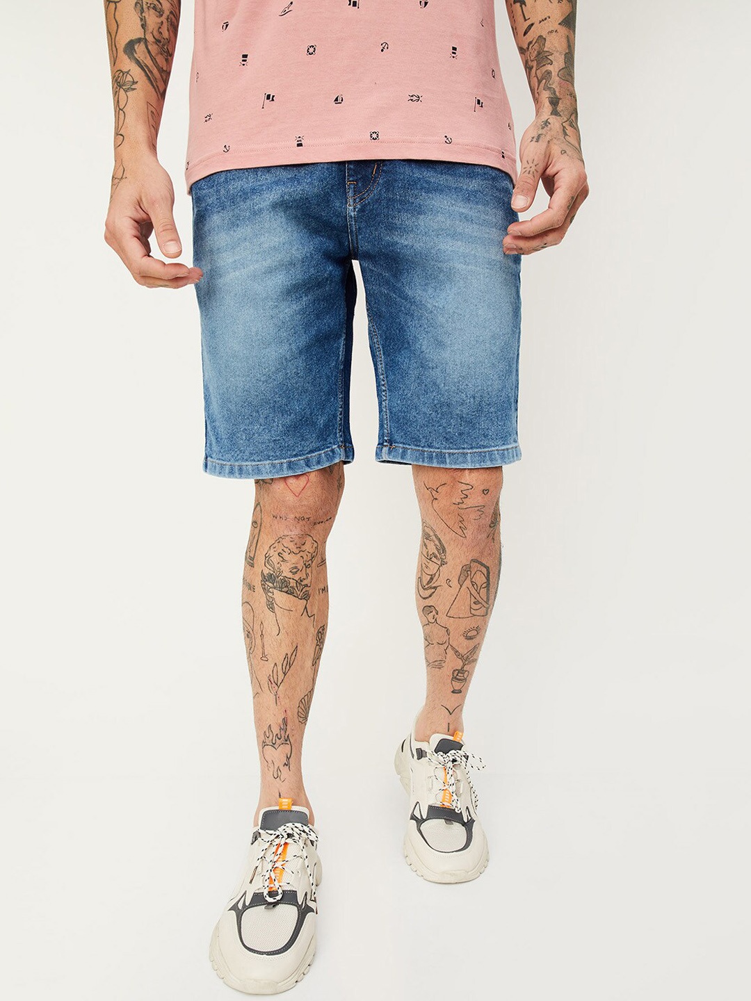 

max Men Mid-Rise Washed Denim Shorts, Navy blue