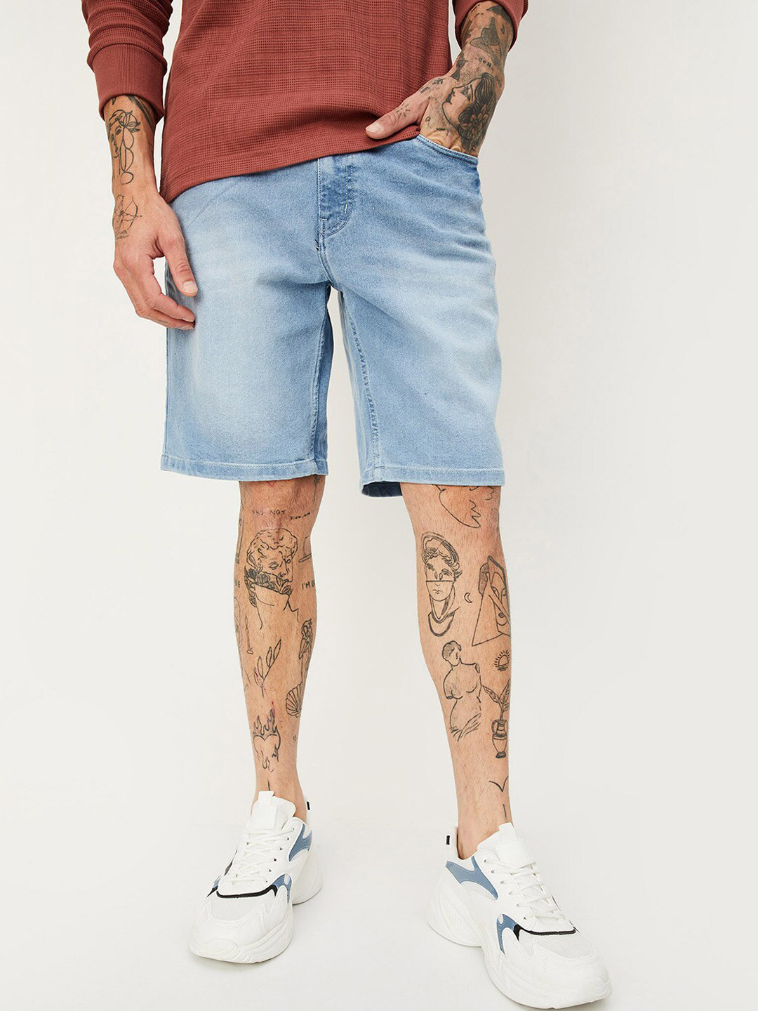 

max Men Mid-Rise Washed Denim Shorts, Blue