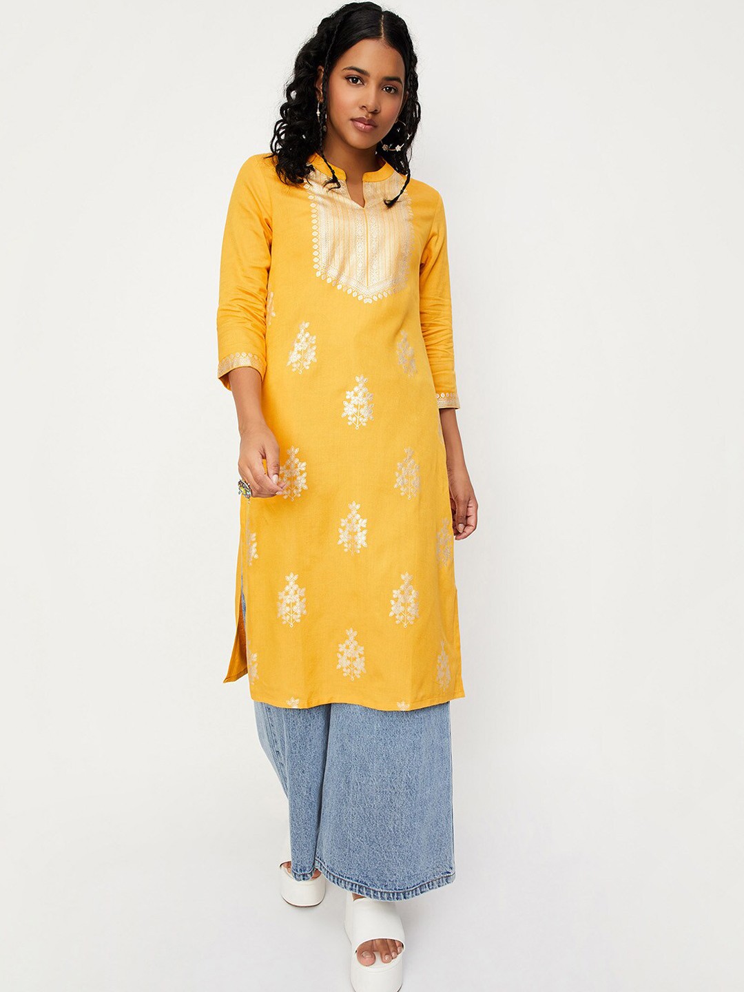 

max Yoke Design Mandarin Collar Straight Kurta, Yellow