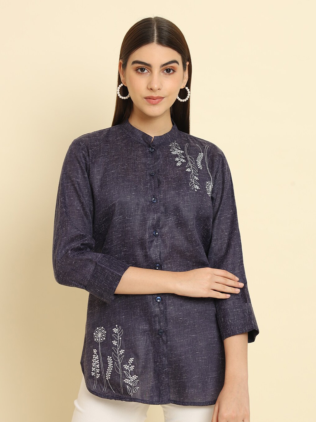 

Rudraaksha Creations Floral Embroidered Mandarin Collar Cotton Tunic, Blue