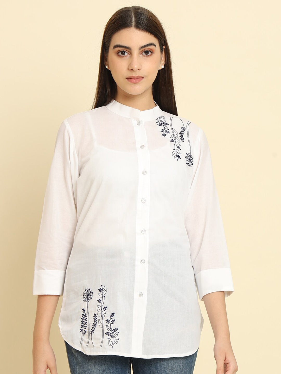

Rudraaksha Creations Floral Embroidered Mandarin Collar Cotton Tunic, White