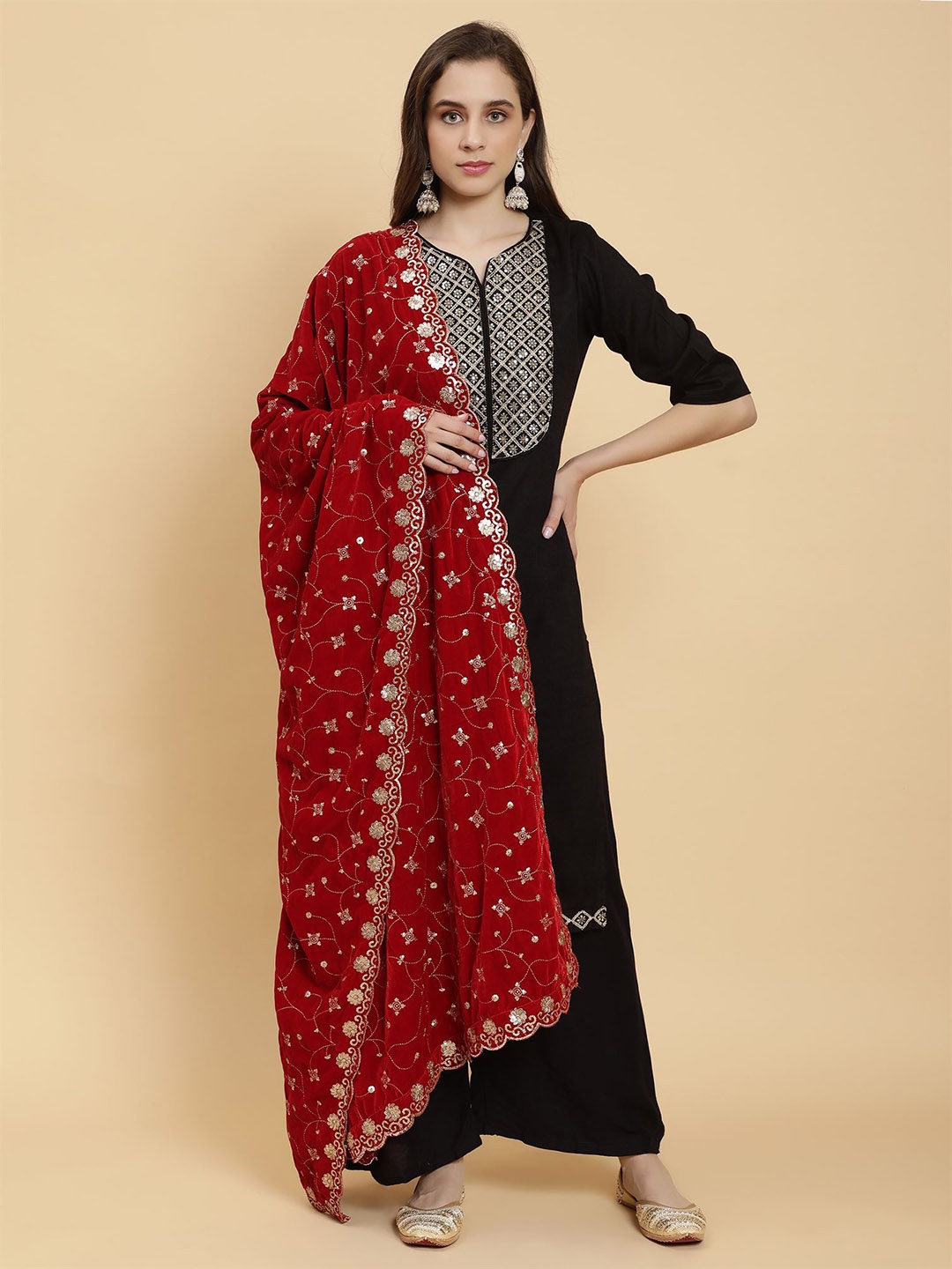 

Moda Chales Floral Embroidered Sequinned Velvet Shawl, Red