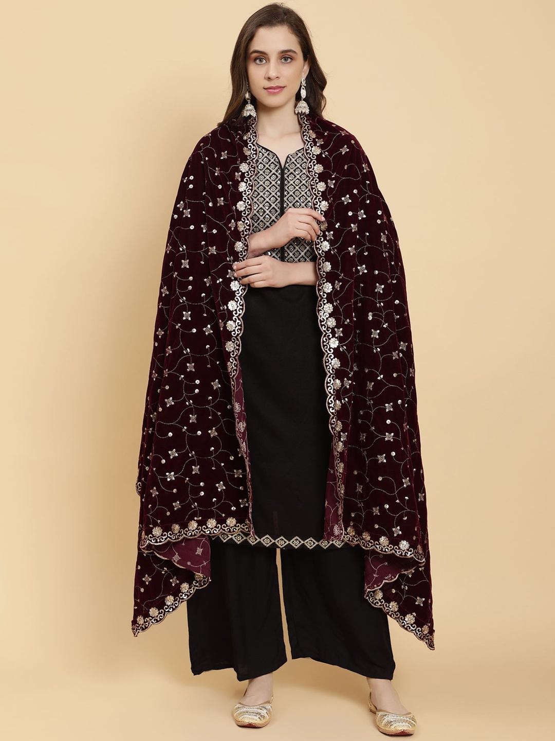 

Moda Chales Floral Embroidered Sequinned Velvet Shawl, Burgundy