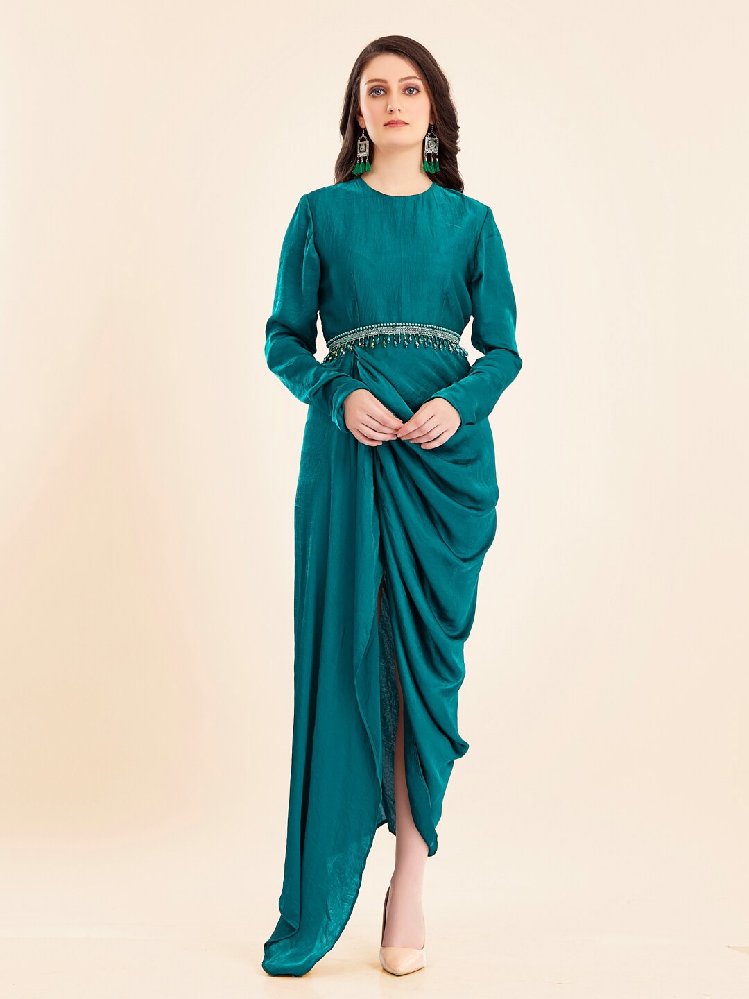 

TWAM SUNDARA Gathered Long Sleeves Dress With Embellished Belt, Green
