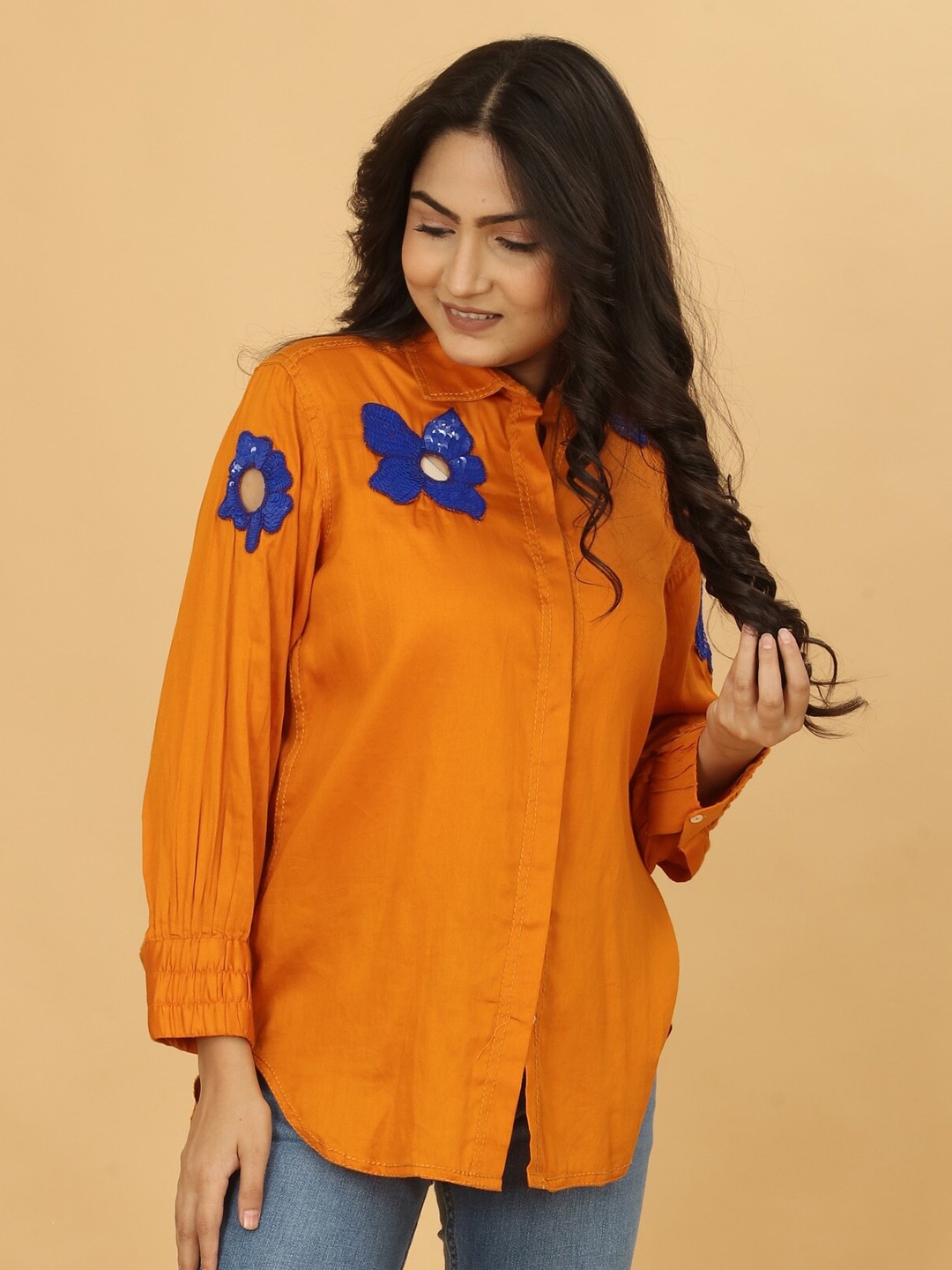

POSHAAK BY RADHEE MANGUKIYA Floral Self Design Comfort Cotton Casual Shirt, Orange