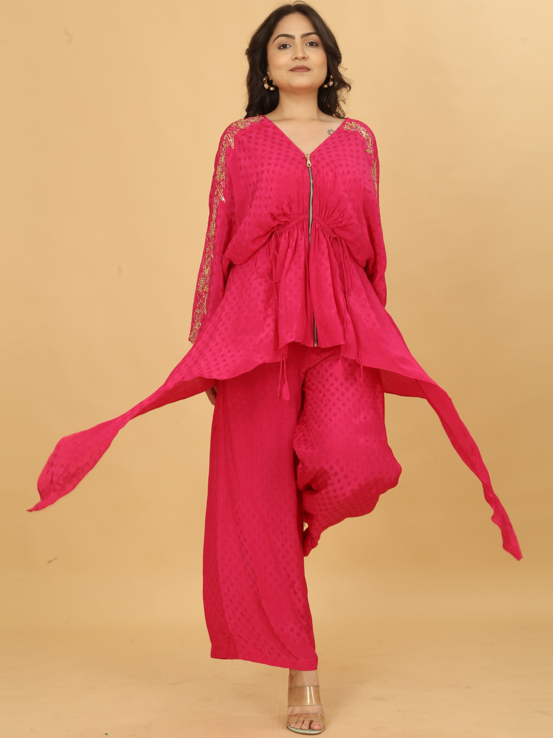 

POSHAAK BY RADHEE MANGUKIYA Self Design V-Neck Ethnic Tunic With Palazzo, Fuchsia