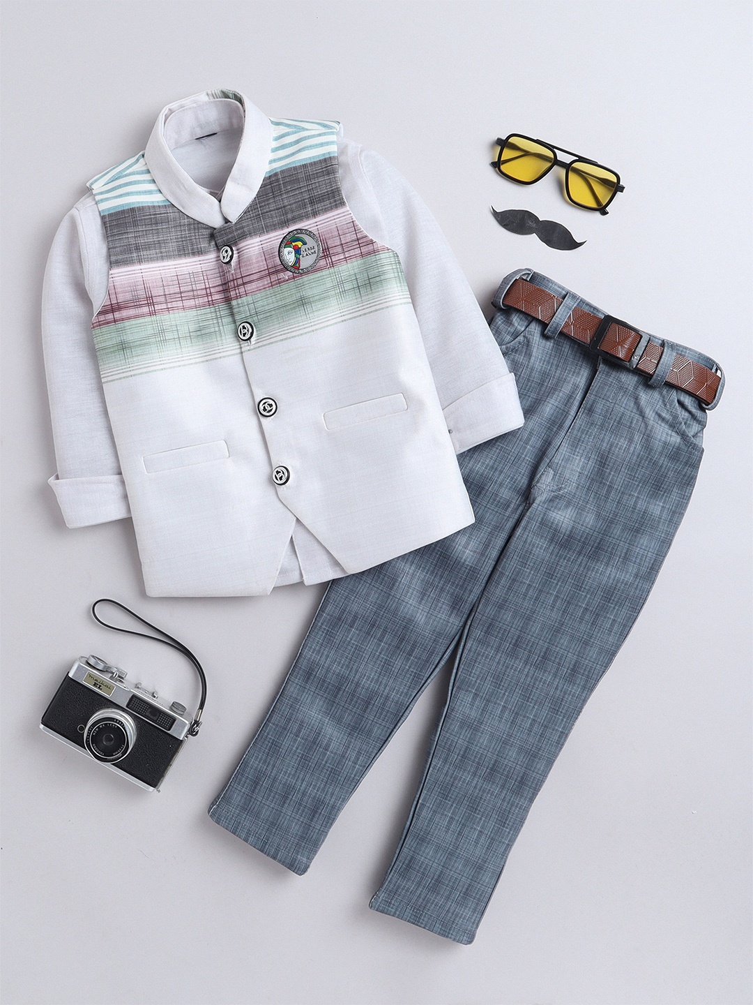 

FOURFOLDS Boys 3-Piece Cotton Clothing Set, White