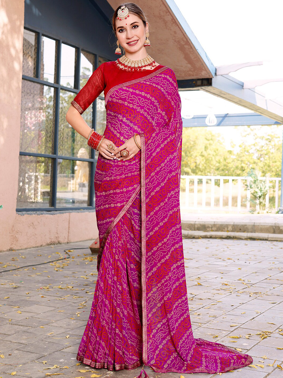 

Anouk Pink & Red Bandhani Printed Saree