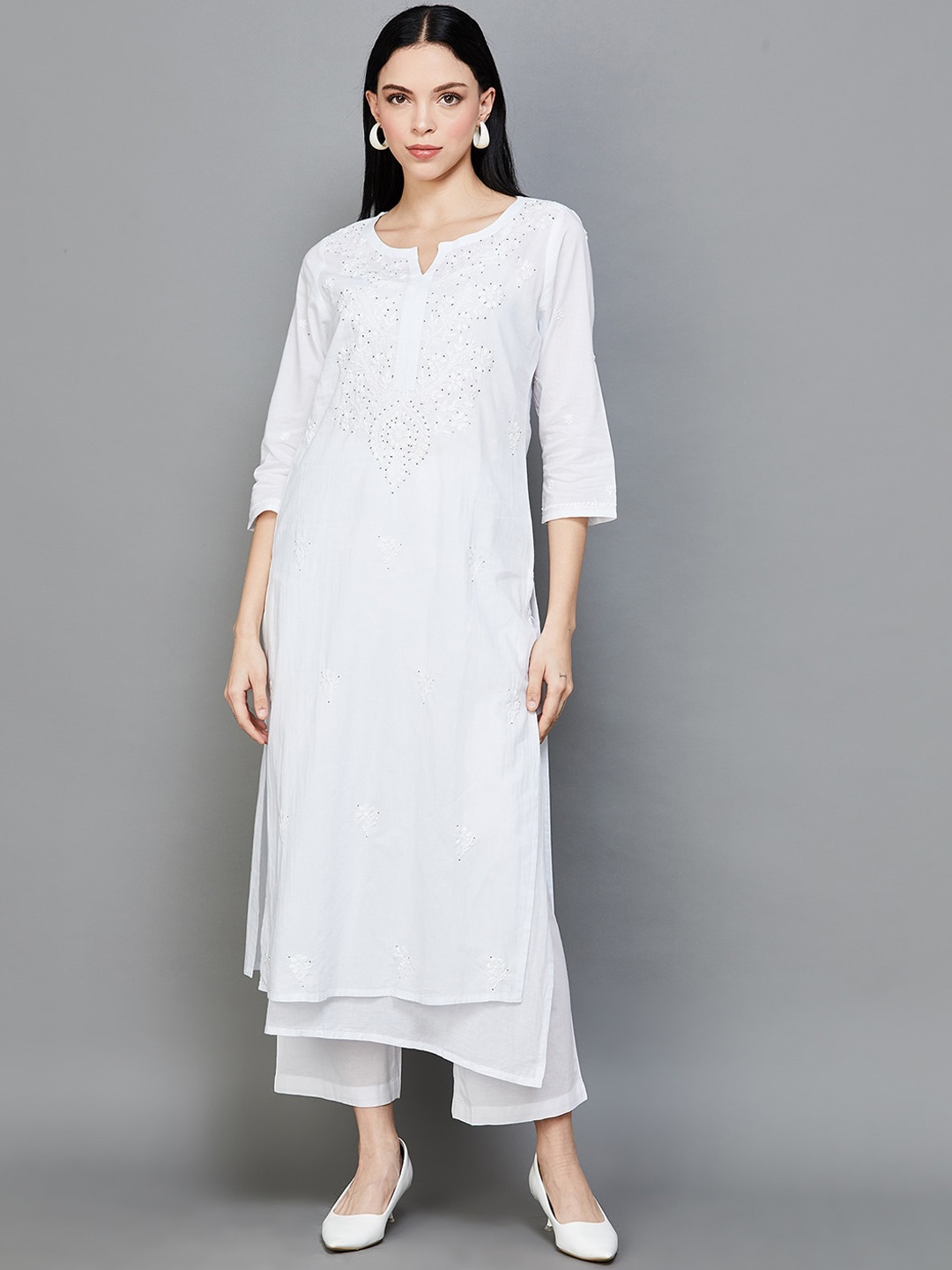 

Melange by Lifestyle Ethnic Motifs Embroidered Cotton Straight Kurta With Trousers, Blue